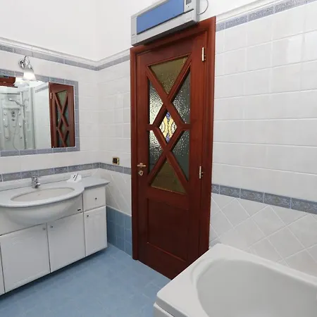 New! Casa Anna Sets In The Heart Of Appartement *